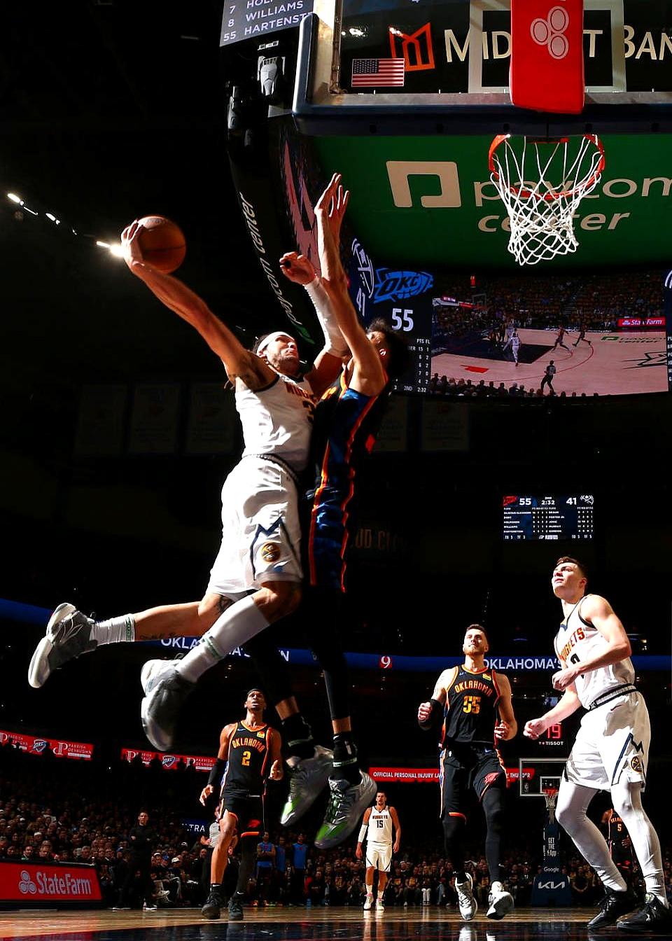 尼克斯连胜结束，遭遇不敌掘金