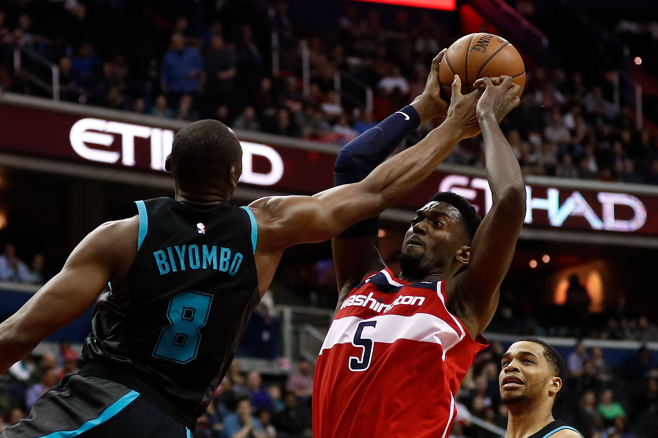 黄蜂强势奇才,莫兰特送出助攻的简单介绍 黄蜂强势奇才,莫兰特送出助攻的简单介绍