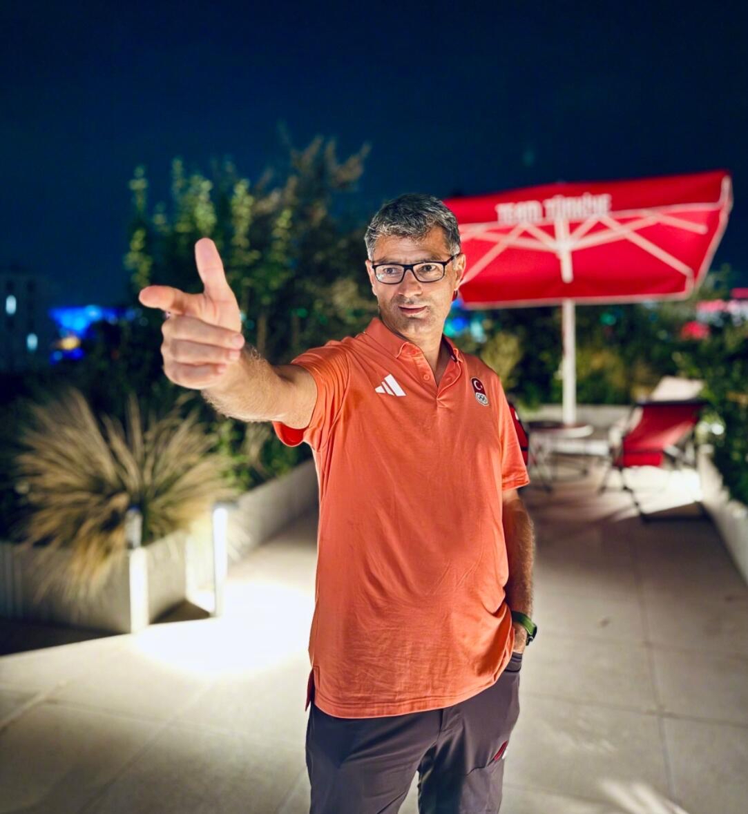 关于巴黎逆转土耳其，乔瓦尼·雷纳关键制胜的信息