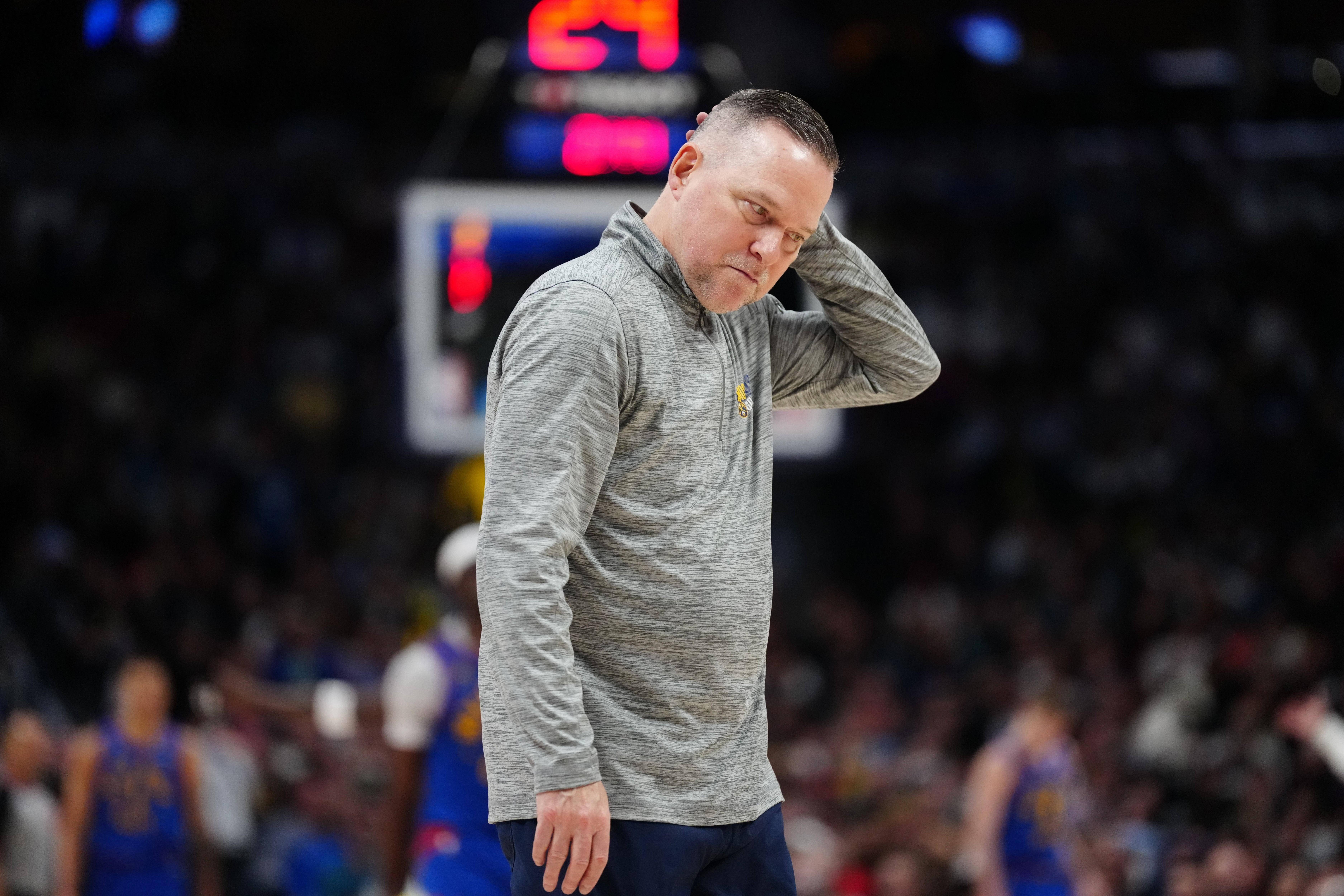 英格兰队轻取奥地利队，马龙高光表现的简单介绍