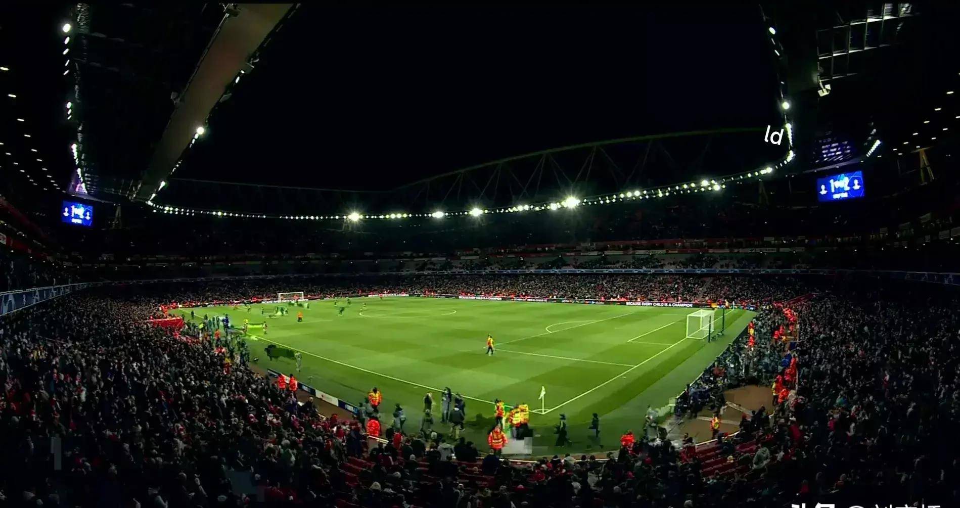 拜仁完胜里昂,若日尼奥统治全场 拜仁完胜里昂,若日尼奥统治全场