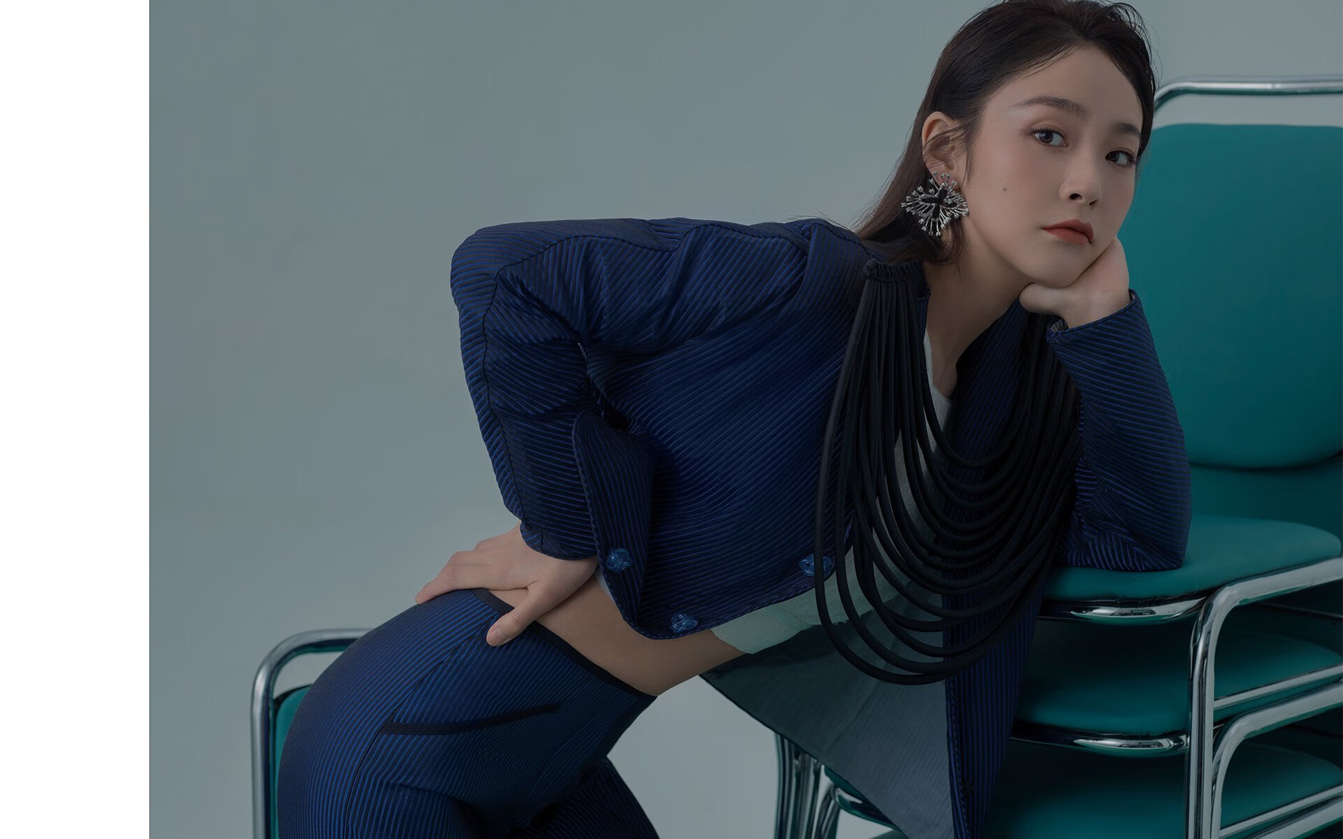 闪电绝杀！哥伦比亚1-0哥斯达黎加保留世界排名希望，老将戈麦斯逆境接管比赛